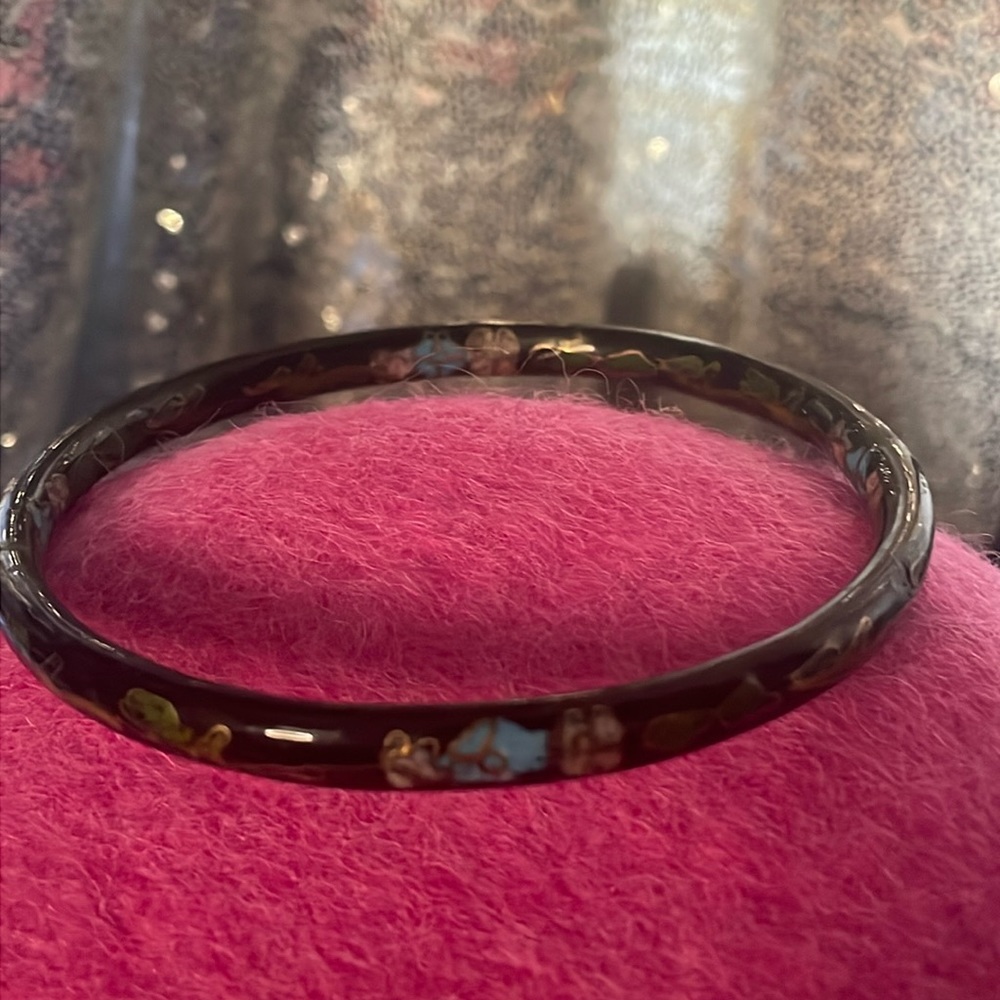 Black enamel bracelet